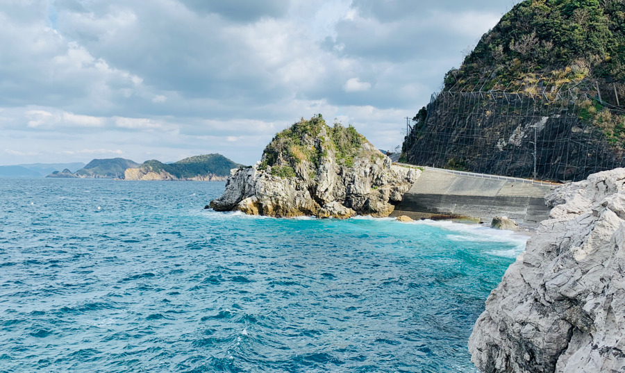 白崎海洋公園ツーリング｜和歌山の海はコバルトブルーで美しい