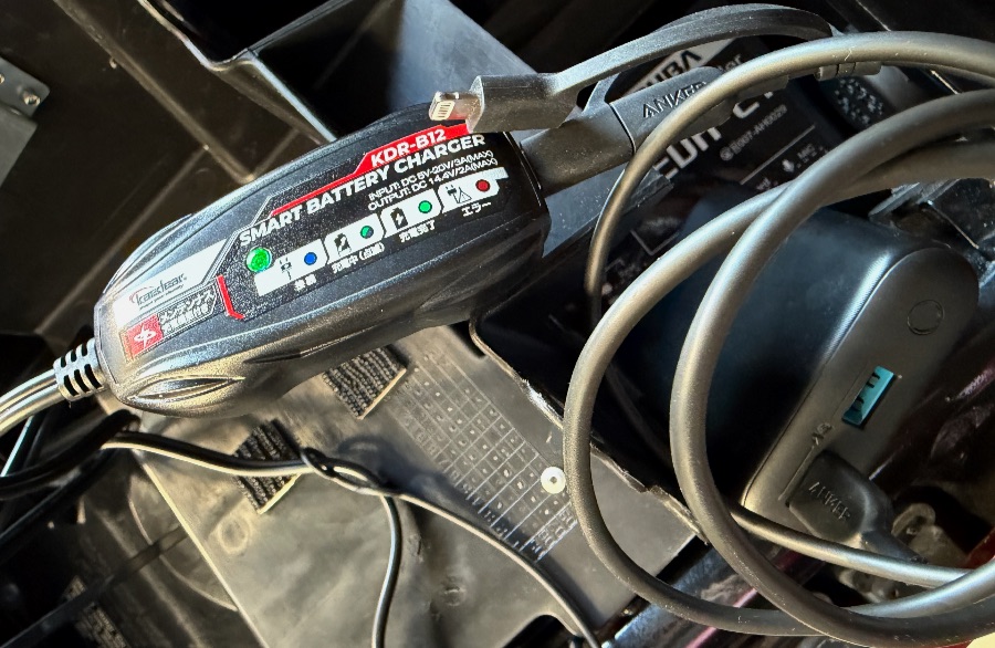 スマートバッテリーチャージャー KDR-B12|使用レビュー